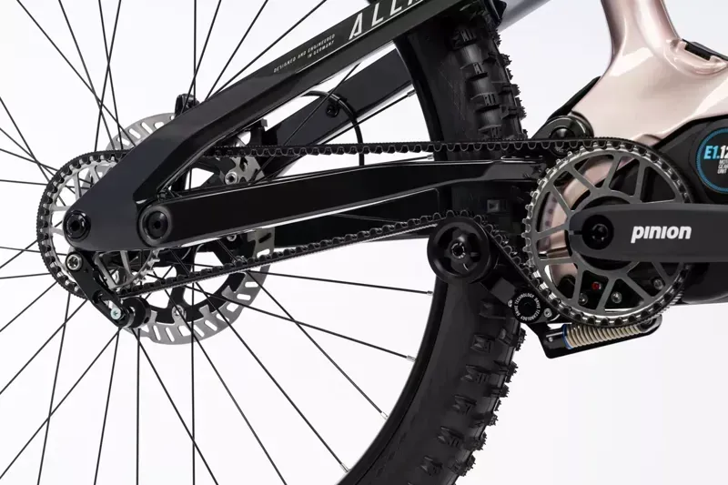 Haibike Allmtn CF 11 TRN/IQ in Rock/Carbon-5