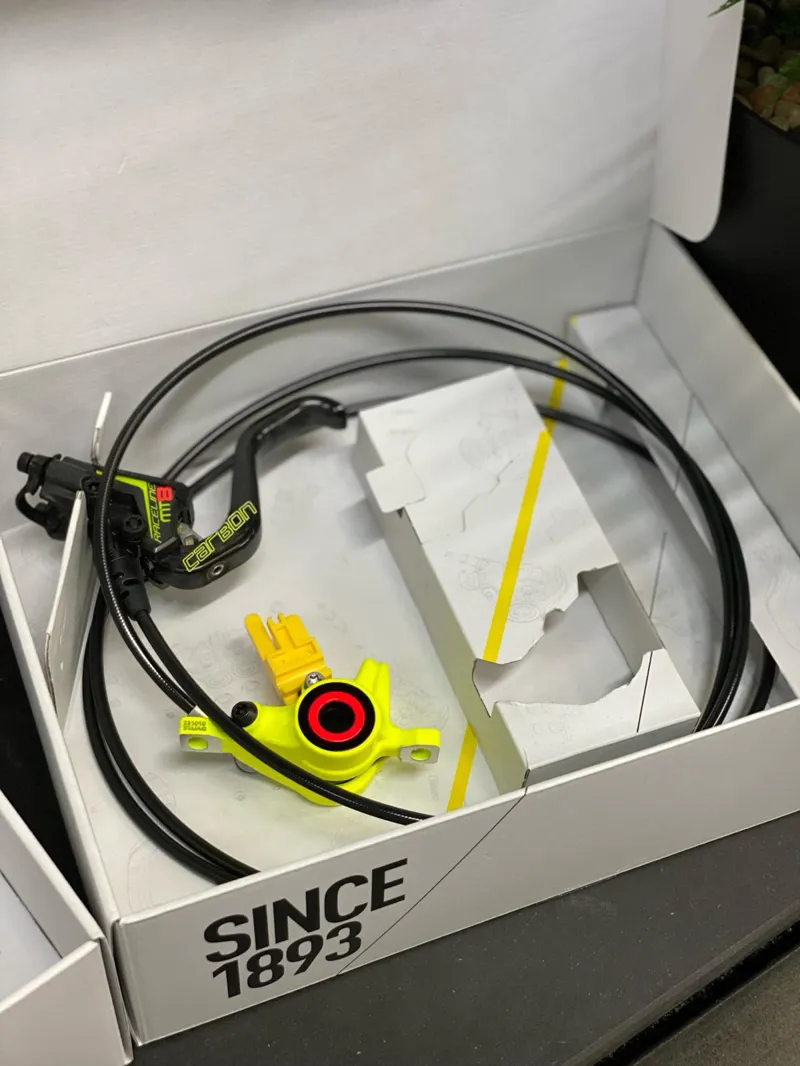 Magura MT8 SL Raceline Brakes-4